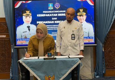 Bupati Serang dan Kepala Kantor KSOP Banten Teken MoU, Optimalkan Pajak Bukan Logam