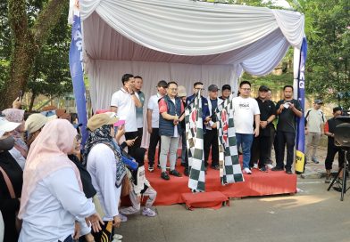 Ribuan Warga Tangsel Padati Jalan Santai Bulan Bakti Karang Taruna