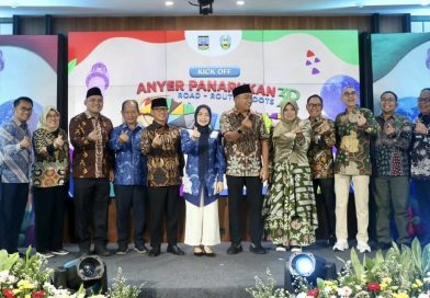 Bupati Serang dan Bupati Situbondo Resmi Kickoff Festival Anyer-Panarukan